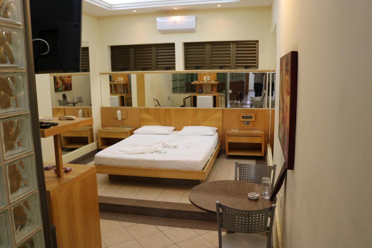 Agape Motel Sete Lagoas Eksteriør billede